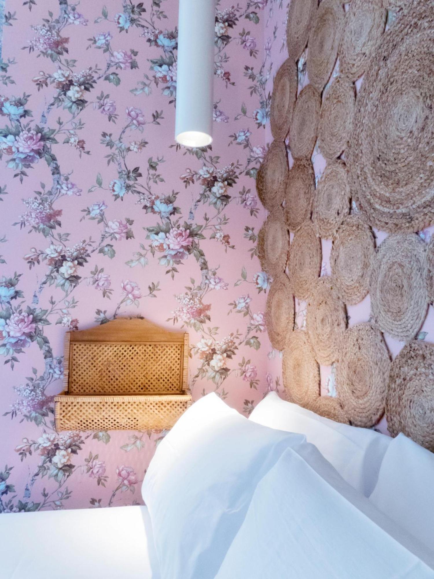 Christine Boutique Hotel El Barraco المظهر الخارجي الصورة